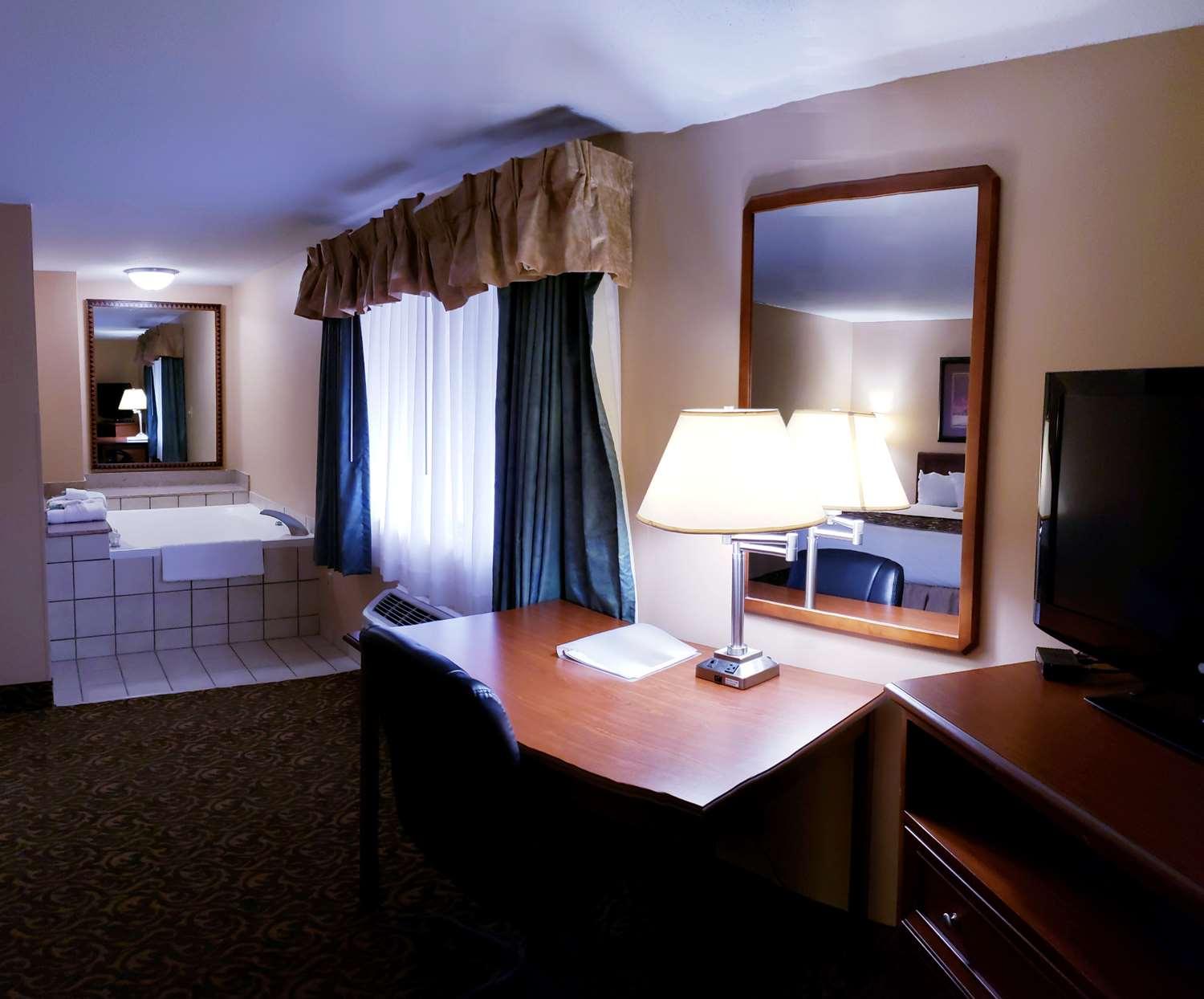 Surestay Plus Hotel By Best Western Black River Falls Zewnętrze zdjęcie